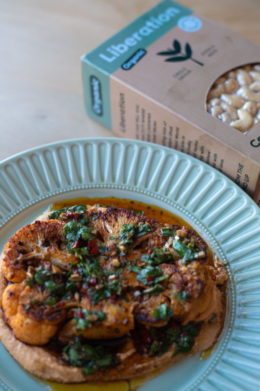 Cauliflower steak with vegan cashew cream cheese sauce